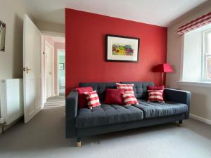 Charming Cottage in North Berwick with Sea Views