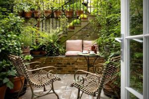 Kings Cross, self-contained house & private garden