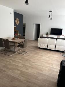 Appartements Appartement T4 140 m2 spacieux et calme pour 8 personnes : photos des chambres