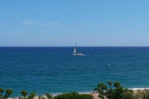 New! Fantastic apartament in front of the sea!