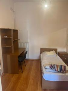 Spacious 2BR Apartment near Ano Poli with 2 Balconies