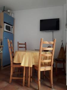 Appartements Banyuls La Grande Bleue : studio T1 : photos des chambres