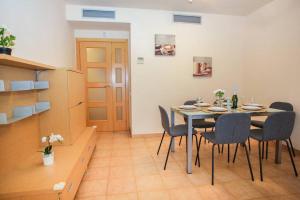 AL37 Precioso apartamento playa Fenals