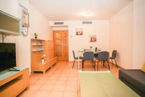 AL37 Precioso apartamento playa Fenals