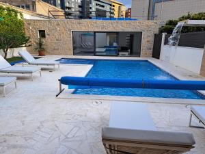 VILLA ENJOY LUX private heated pool in Split