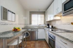 Top Floor Fuengirola Park Apartment with Parking