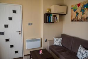 Garden Gate Apartment