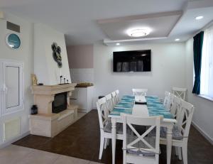 Villa Holiday