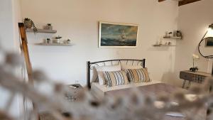 Chronis Studio in Adamas