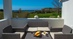 Peckas house by the river