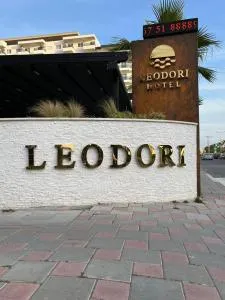 LEODORI 3 suites - Sakës