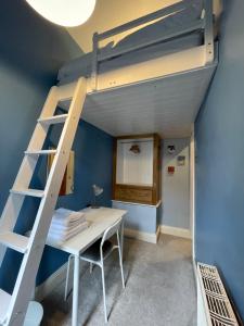 Apple Street Cottage