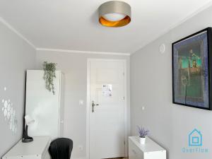 Dali Room -10 Minutes to Gdańsk Old Town & Sea