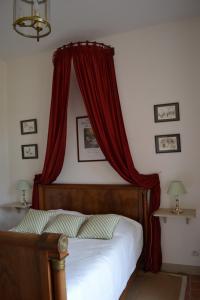 B&B / Chambres d'hotes Chateau d' Emalleville : Chambre Simple avec Douche 