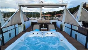 SEA LUX FLOATING HOUSE AJDA Portorose 