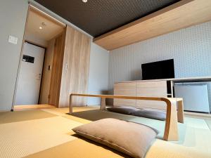 Guest One More Heart at Higashi Otowa