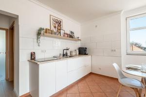 Premium Apartment - Ausblick - Kamin - Balkon - Smart TV - Kaffeevollautomat