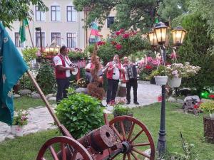 Lovely private apartment in Belelvedre