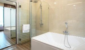 Execlusive Suite 209 by Forest Khaoyai