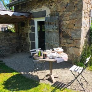 Maisons d'hotes Suites de Campagne Les Eydieux, petits dejeuners inclus : photos des chambres