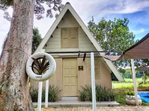 CHALET YANKEE D'RUMAH BONDA RIVER VIEW Kuala Kangsar - Kampong Senawar