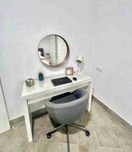 Modern Apartment Steps from the Beach