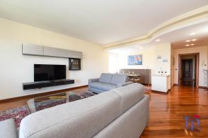 Splendido Apartment DesenzanoLoft Official Partner Homes & Villas by Marriott Bonvoy