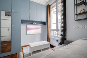 Studio rénové cosy metro Paris 2pers wifi