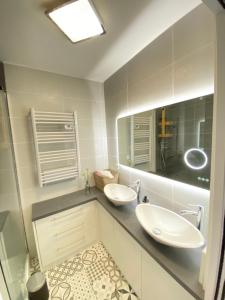 Appartements superbe T3 centre ville avec garage ferme : photos des chambres