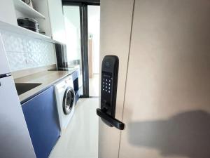 The Base Central - Luxury Resort-Style Comfort