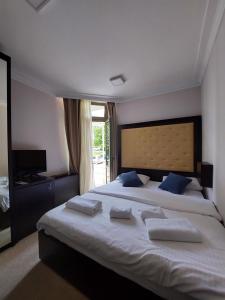 Economy Double Room room in Hotel Swiss Holiday