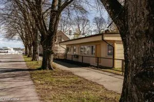 Sadama Hostel & Caravan Camping - Kilingi-Nõmme