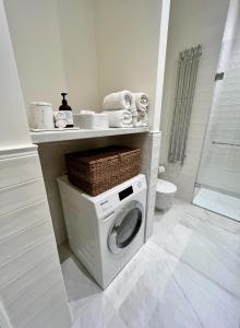 Wabi Sabi Nest w Garage