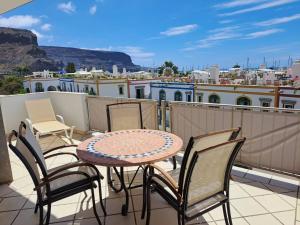 Castillete Puerto Mogan by El Sirocco