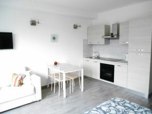 Direttamente Al Lago Apartments