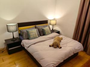 703 KLCC 5 minutes to Alor Street Ceylon Pavilion 3 Room 2 Bath