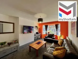 Curzon House One - Great for Contractors or Family Holidays - Old Clee