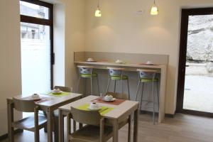 Hotels The Originals City, Hotel Continental, Poitiers (Inter-Hotel) : photos des chambres