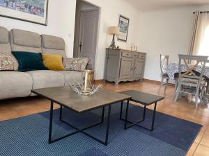 Confortable villa de vacances entre Nîmes, le Pont du Gard, Uzès, Arles, Avignon