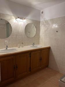 B&B / Chambres d'hotes Villa Les Oliviers Maison d'Hotes : photos des chambres