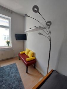 Schöne Zwei-Zimmer-Wohnung "W2" mit 4 Einzelbetten und WLAN in Zwenkau bei Leipzig im Neuseenland