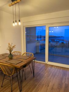 Sunny side Apartment