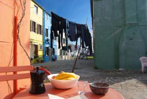 Casa arancione a Burano