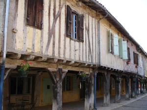 Maisons de vacances Chambre d-hotes campagne Gers piscine : photos des chambres