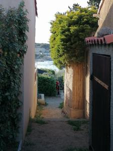 Charmant 2 pièces terrasse climatisé proche plage