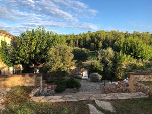 Appartements Enchanting 12th-Century Provence Chateau Hideaway, Sleeps 6, Large Pool, 5km to Lorgues : photos des chambres