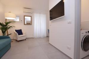 Adamaina - Sea view apartment with private garage
