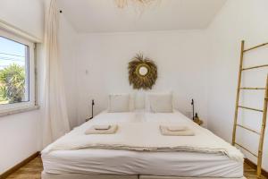 Ocean House Ericeira - next to Ribeira dilhas Surf Beach
