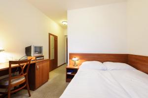 Economy Double Room room in Alexis