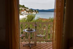 Matijaš Rooms - 20m from the beach